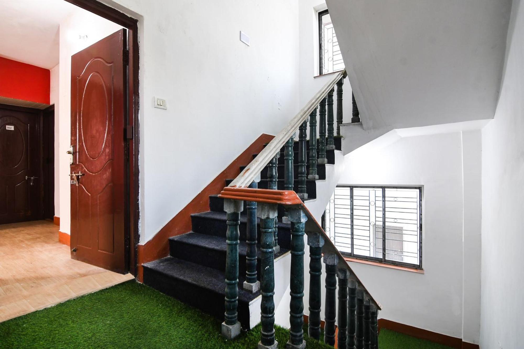 Hotel O Biswa Bangla Sarani コルカタ エクステリア 写真